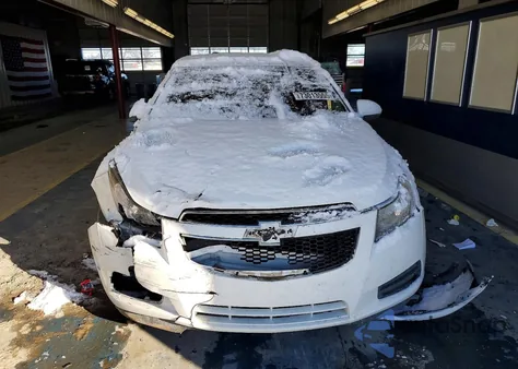 2014 Chevrolet Cruze Lt z USA, uszkodzony, nr VIN 1G1PC5SB4E7204986